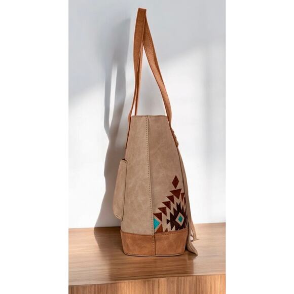 Montana West Tan Aztec Embroidered Tote *NEW in Package* - Picture 3 of 5